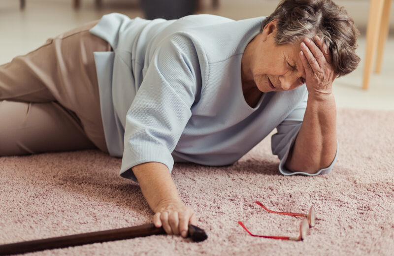 Séniors : comment minimiser les dégâts causés par une chute ?