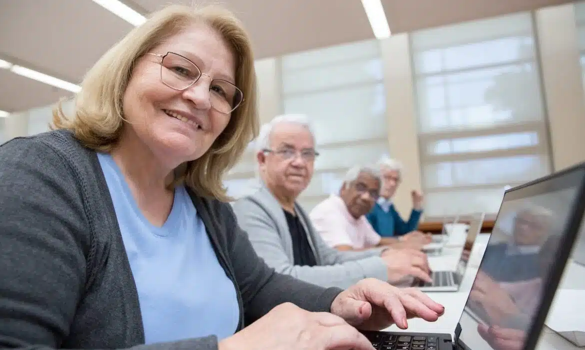 Les innovations technologiques pour faciliter la vie des seniors : applications et gadgets indispensables au quotidien