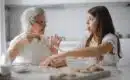 Les activités manuelles : un boost pour le cerveau des seniors