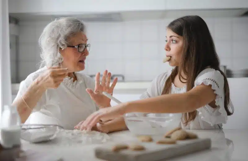 Les activités manuelles : un boost pour le cerveau des seniors
