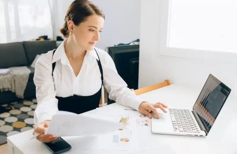 Les aides financières dédiées aux seniors et leurs services : tout ce que vous devez savoir