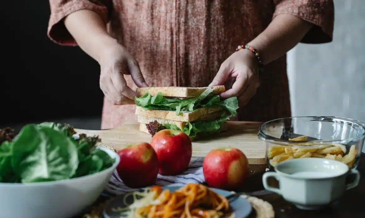 Nutrition essentielle pour les seniors : les recommandations alimentaires à connaître