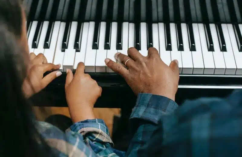 Découvrez les secrets de l’improvisation blues au piano