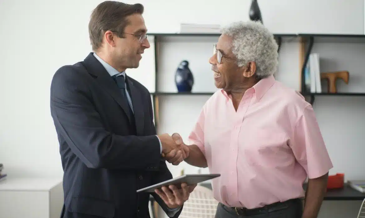 Les droits des seniors : tout ce que vous devez savoir sur la protection sociale et l’assurance
