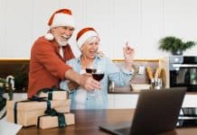 Cadeaux de Noël : quoi offrir à une personne âgée à mobilité réduite ?