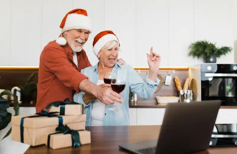 Cadeaux de Noël : quoi offrir à une personne âgée à mobilité réduite ?