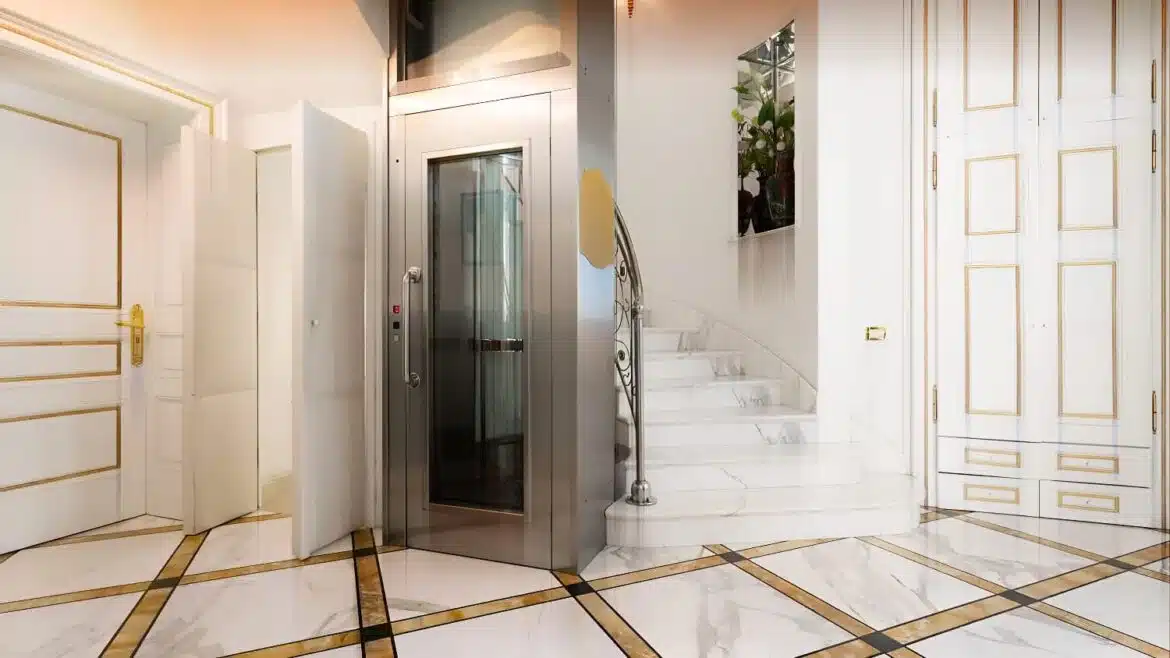 Favoriser la mobilité des personnes âgées avec un ascenseur de maison