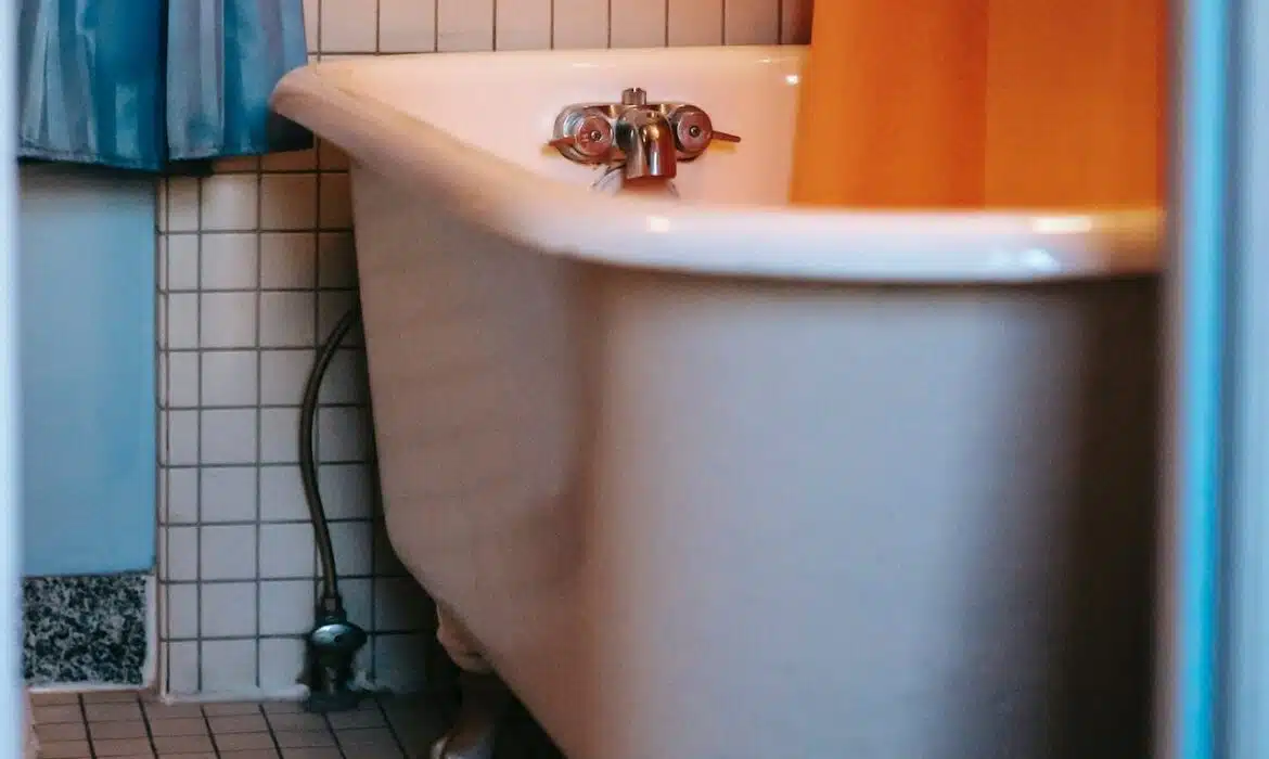 Choisir un Rideau de Douche pour Seniors : Guide Complet