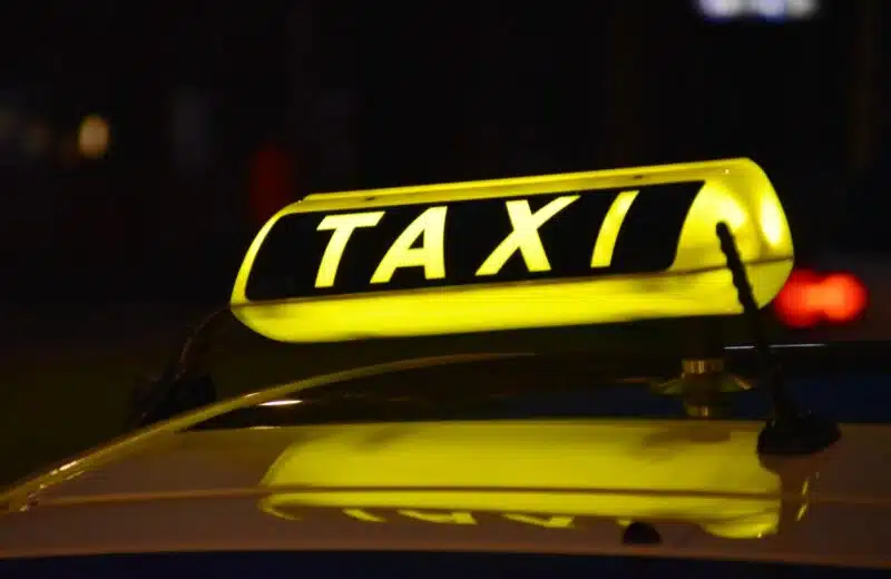Le taxi conventionné au service des seniors