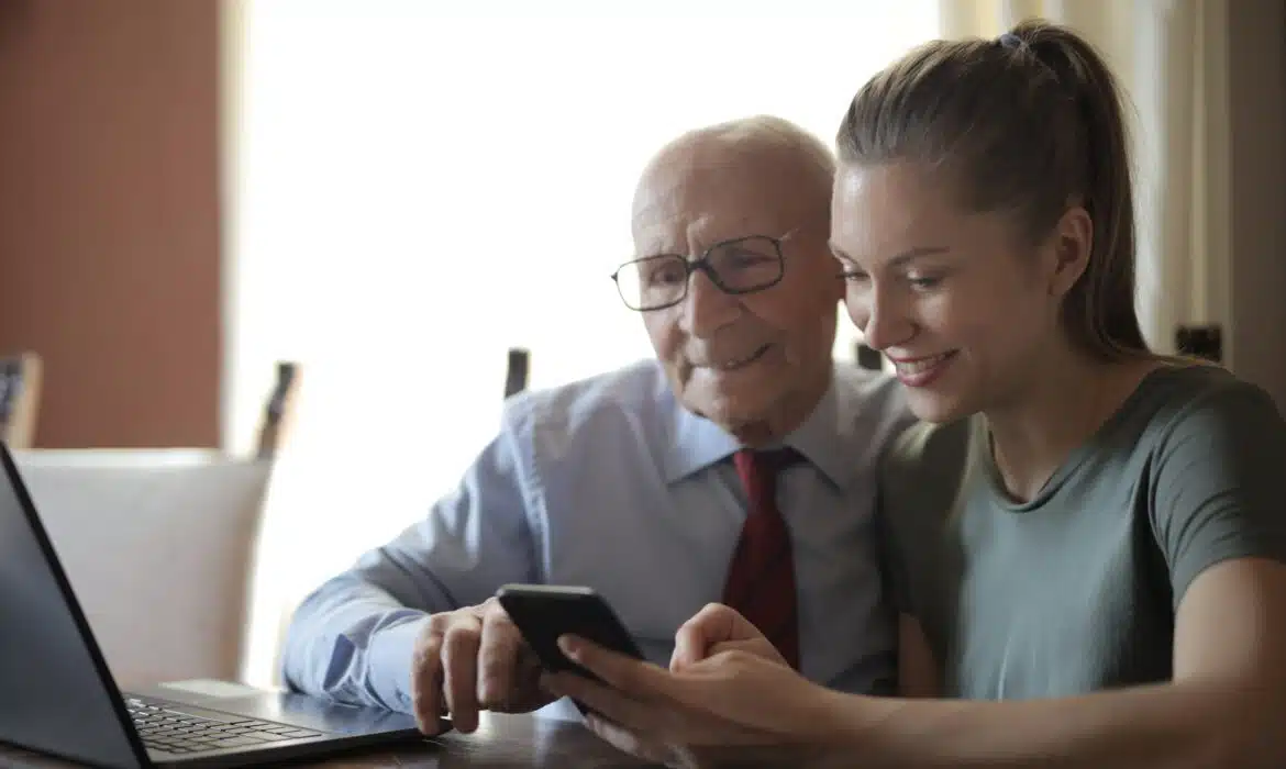 Découvrez les activités et loisirs adaptés aux seniors pour une retraite épanouissante